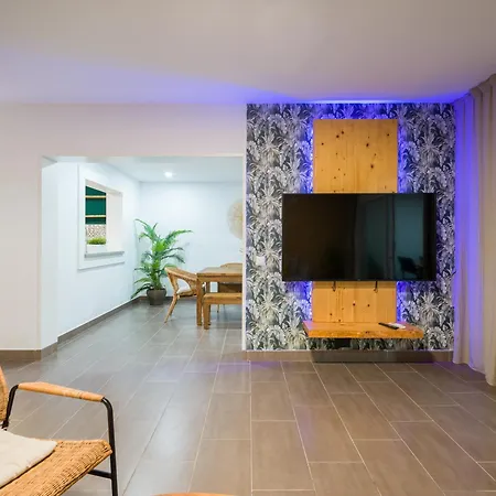 Вилла Pasito Blanco Villas *