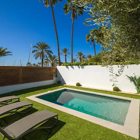 Pasito Blanco Villas *