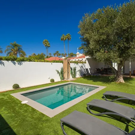 Pasito Blanco Villas * Пасито Бланко