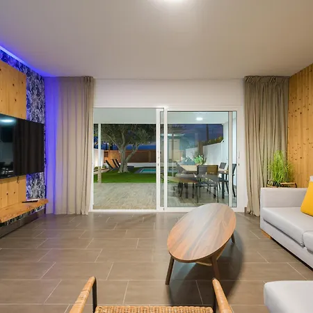 Pasito Blanco Villas 帕斯托布兰克