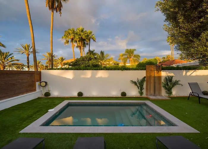 Pasito Blanco Villas