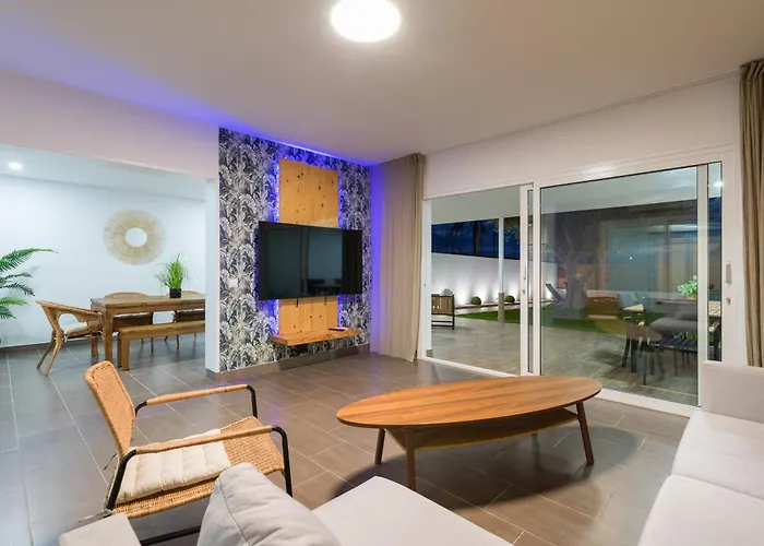 Pasito Blanco Villas Villa *