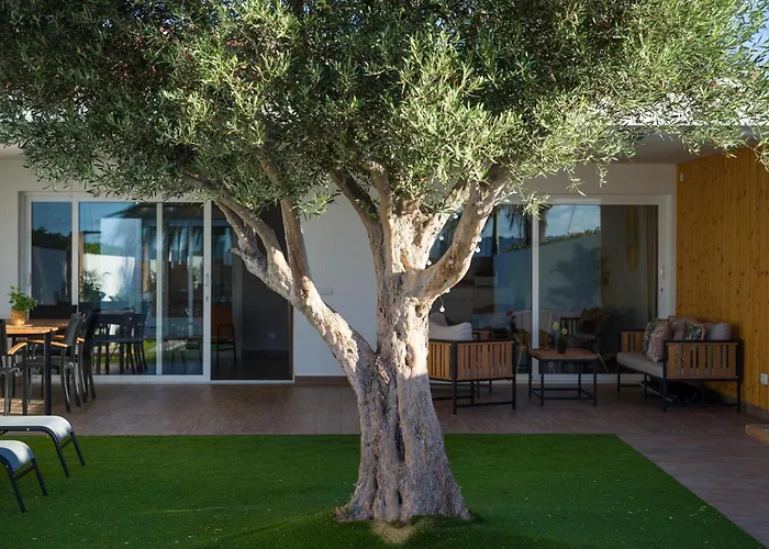 Pasito Blanco Villas *